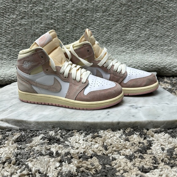 Jordan 1 Retro High Sz. 2Y - Picture 1 of 9